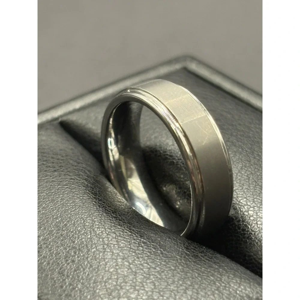 Brushed Tungsten 7MM Band Ring Size 10 H5
